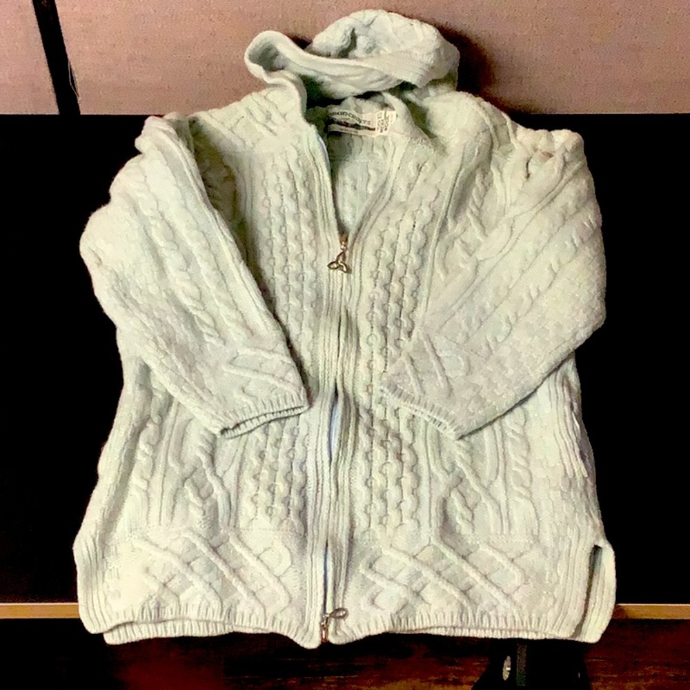 Arancrafts hooded sweater 100%merino wool